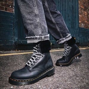 1460 8-Eye Serena Black Faux Fur Boots 🖤